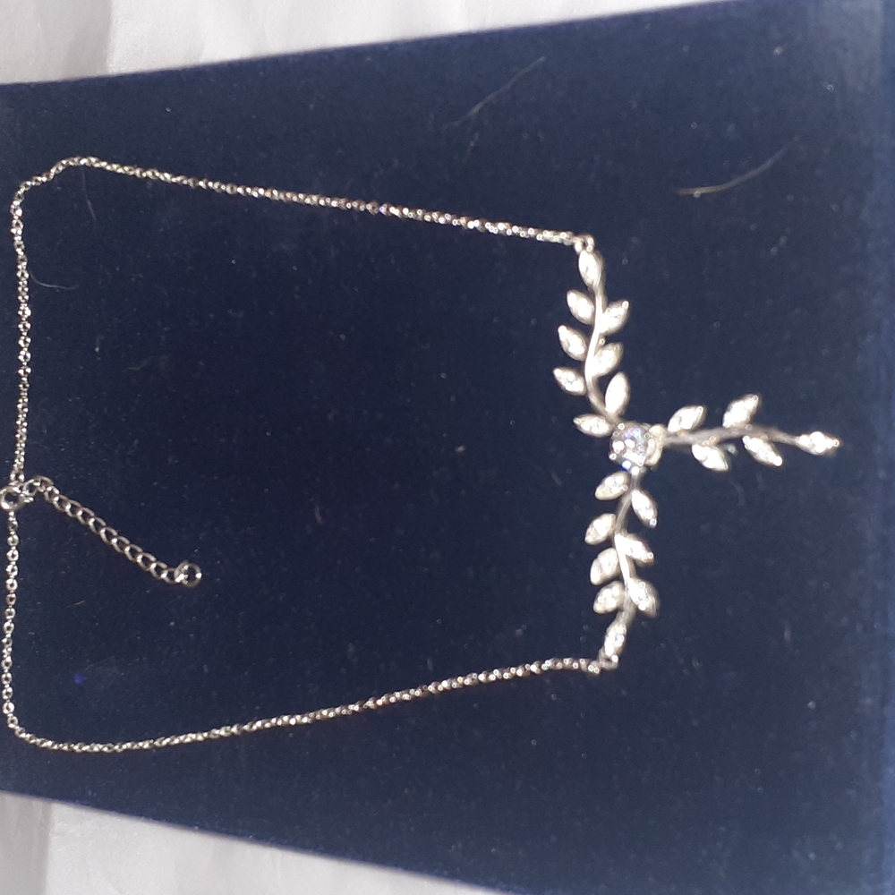 925 & CZ gorgeous necklace.